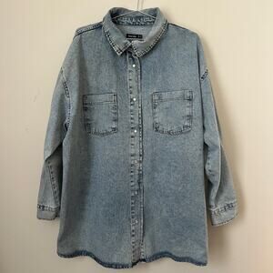 Boohoo Women's Acid Wash Pocket Oversized Denim Shirt Shacket Light Blue Size 14